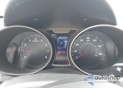 2013 Hyundai Veloster Base W/Black from USA, damaged, VIN KMHTC6ADXDU164374